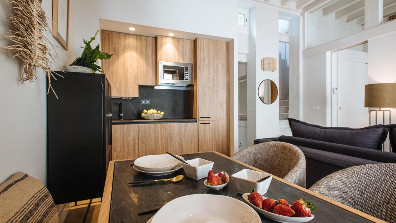 R26 Suites Sevilla Esterno foto