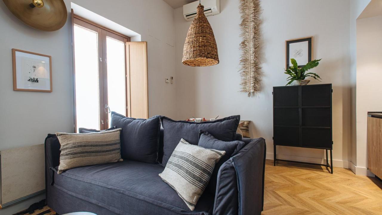 R26 Suites Sevilla Esterno foto