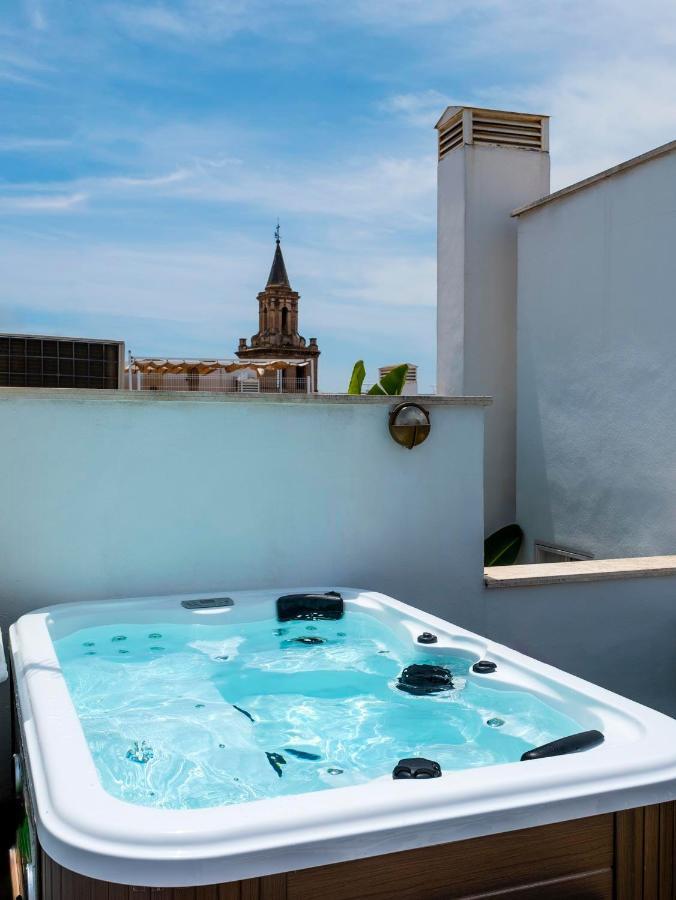 R26 Suites Sevilla Esterno foto